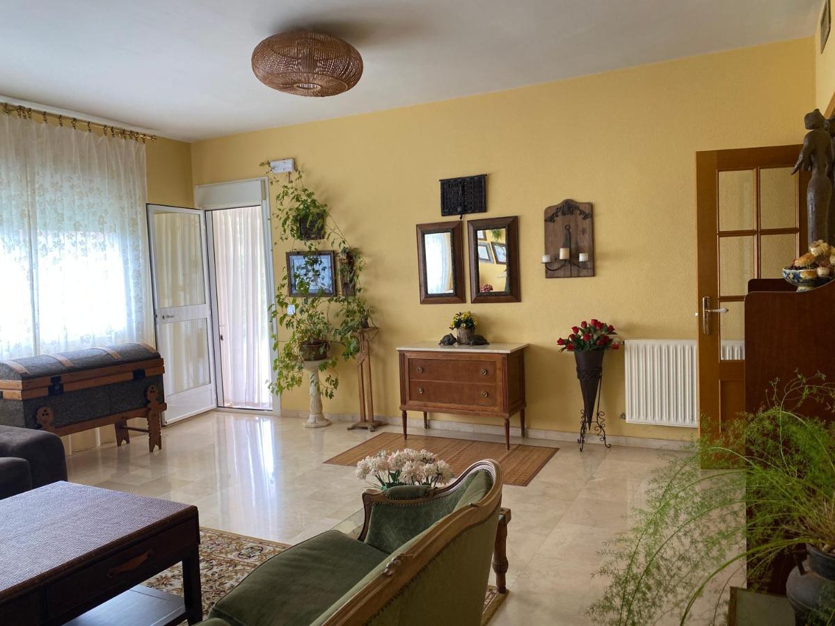 Jardin De La Yedra ξενώνας Caces Εξωτερικό φωτογραφία