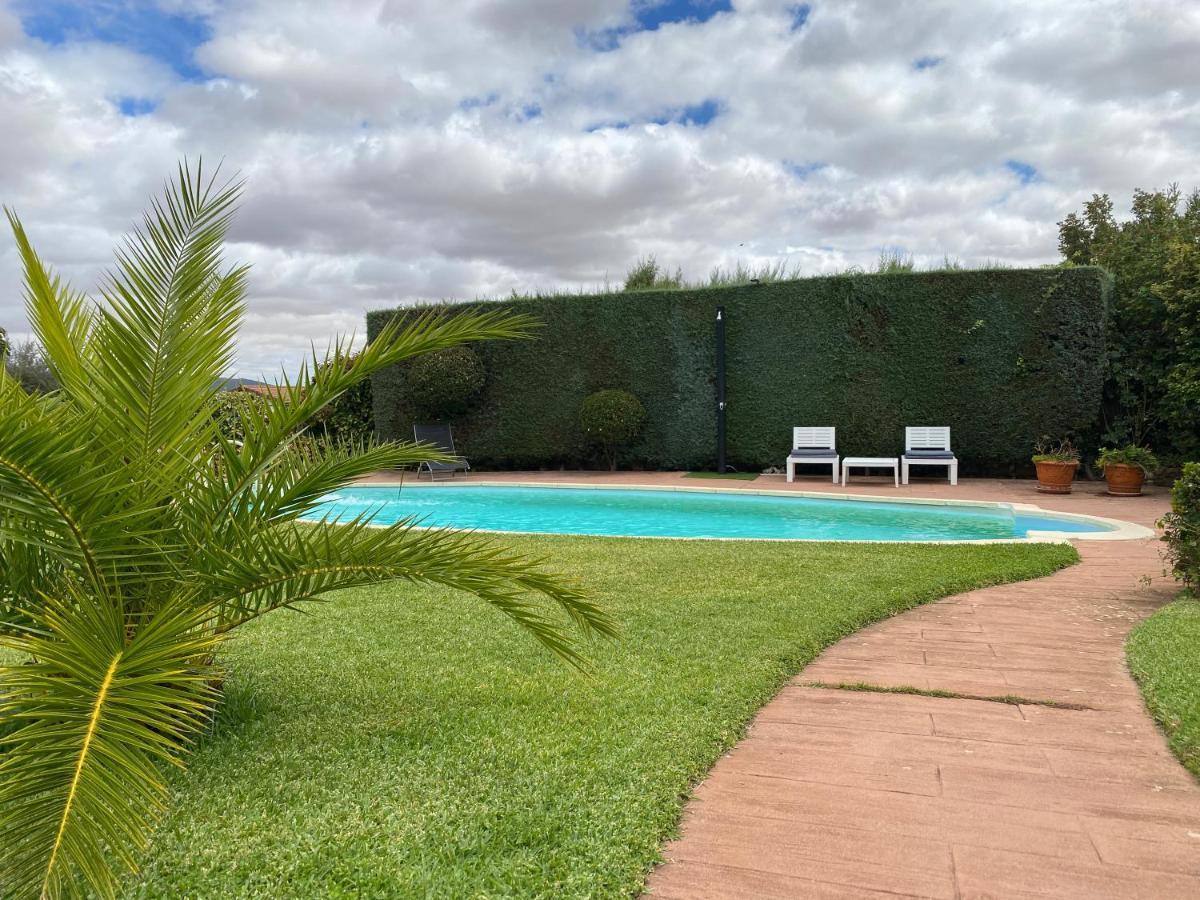 Jardin De La Yedra ξενώνας Caces Εξωτερικό φωτογραφία