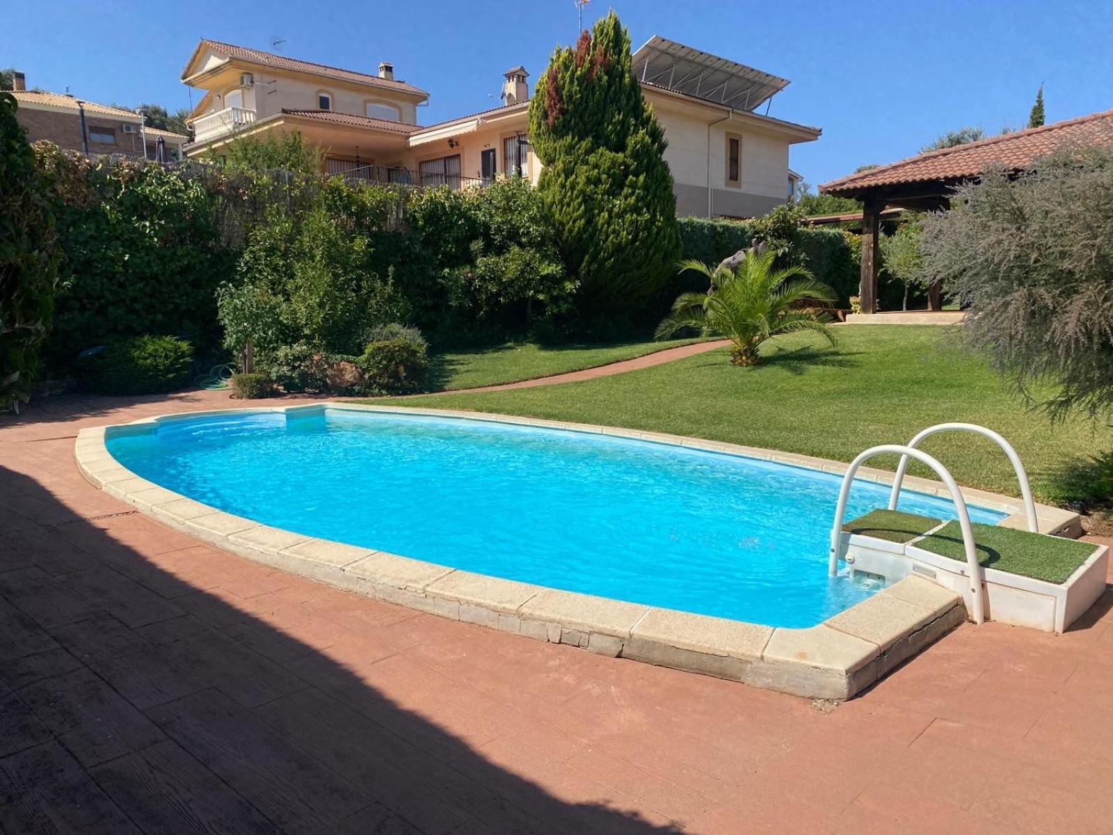 Jardin De La Yedra ξενώνας Caces Εξωτερικό φωτογραφία