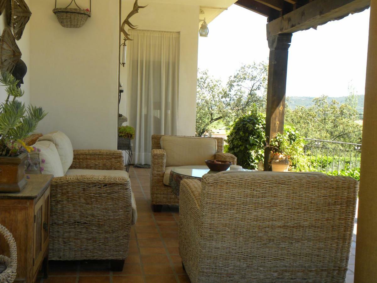 Jardin De La Yedra ξενώνας Caces Εξωτερικό φωτογραφία