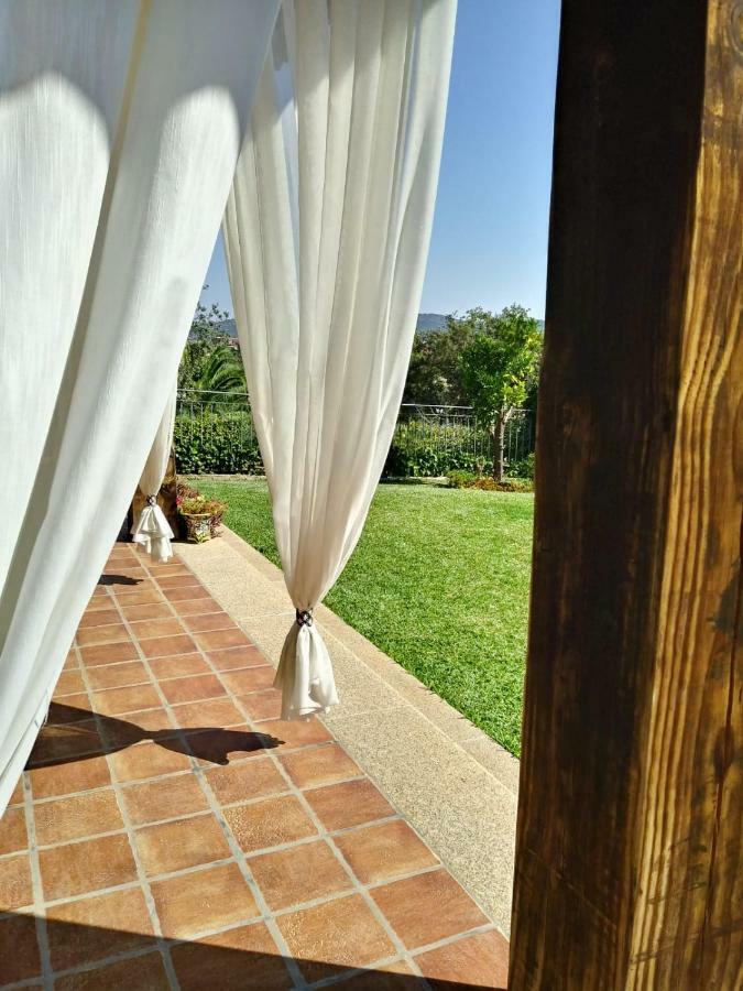 Jardin De La Yedra ξενώνας Caces Εξωτερικό φωτογραφία