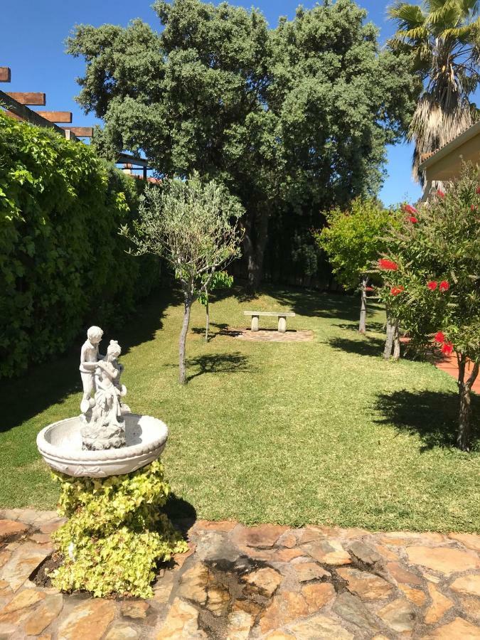 Jardin De La Yedra ξενώνας Caces Εξωτερικό φωτογραφία